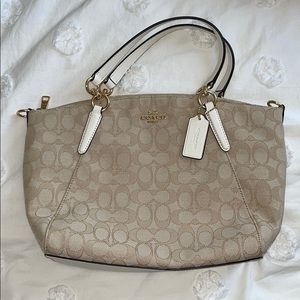 Coach Kelsey Satchel in Signature Jacquard F27582